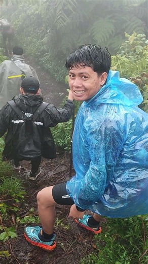 Gunung Batukaru: Trekking Panjang dengan View Menakjubkan