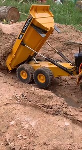 58K views · 827 reactions | RC Truck Unloading | RC World | Facebook