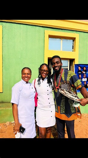 Introducing the Bride's Parents at the Wedding