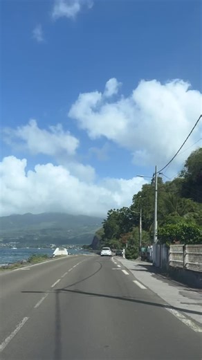 Découvrez les magnifiques paysages du Nord de la Martinique 🌴 Prenez le temps d’immortaliser ces instants magiques et partagez votre expérience avec nous en utilisant le hashtag #capnordmartinique #travels #martinique #tourisme #nordmartinique #islandlife | CAP Nord Martinique