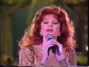Milva - Blue spanish eyes, Little man, Quattro vestiti, La filanda, Alexander platz, La rossa (1983)