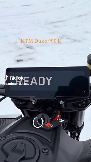 KTM Duke 990 R: Das perfekte Bike für Biker!
