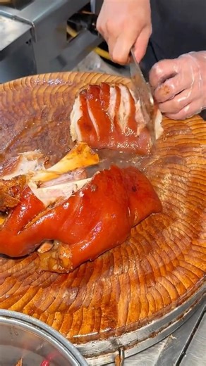 Better than Steak? This Melting Braised Pork Leg is a Legend! | Home Kitchen China