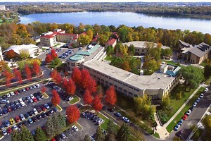 Edgewood College - Học bổng và Ranking - Du Học Thành Công