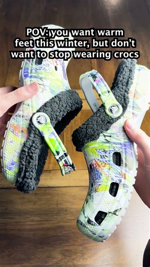 How to turn any Crocs into Winter Mode #crocs