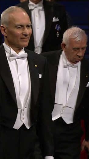 The 2023 chemistry laureates receive their medals