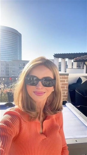 The most gorgeous wig color- Gwyneth by Super Hair Pieces