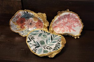 Decoupage Oyster Shells - Trinket Dish - Soap Dish - Etsy