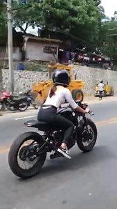 43K views · 428 reactions | Not Only for Boys! 落 ( Ride don't Hide ) Instagram.com/tpgcustombuild #caferacergirls | Tokwa Party Garage | Facebook