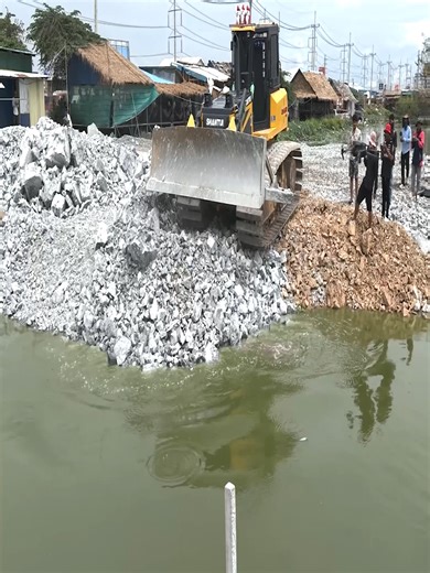 Exploring Heavy Machinery in Construction
