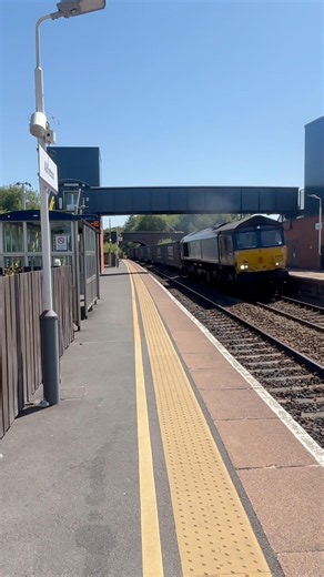 D.R.S class 66,with 2 tone.Accelerating through Alfreton 12/7/26.