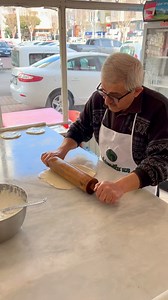 6.5K reactions · 347 shares | Tezgaha 1980 Yılından Beri Hamur Vuran Nejat Usta Antalya'nın coğrafi işaretli serpme böreğini şehirde en iyi yapan mekanlardan. Mekan ismi 07 Ata Serpme Börek Antalya merkez eski sanayide. | Murat Atay | Facebook