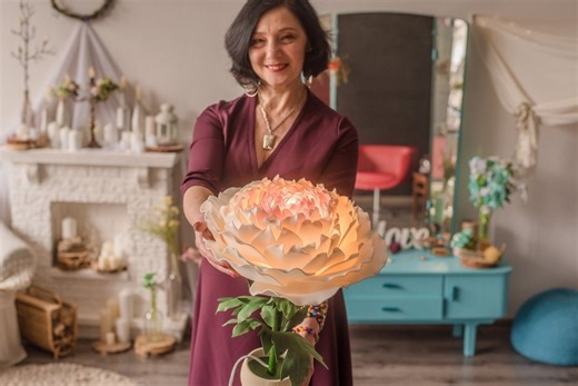 Led Peony Flower Bedside Table Lamp, Shabby Chic Nightstand Night Light, Giant Peony Aesthetic Decor - Ready to Ship - Etsy