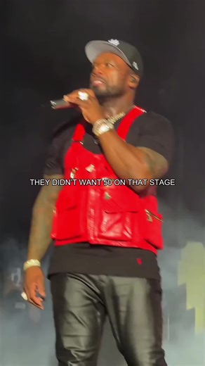 Eminem never lets 50 get cut—not even on Super Bowl night.#tiktok #usa #fyp #eminem #50cent