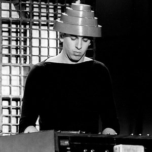 Devo Guitarist Bob Casale Dead at 61