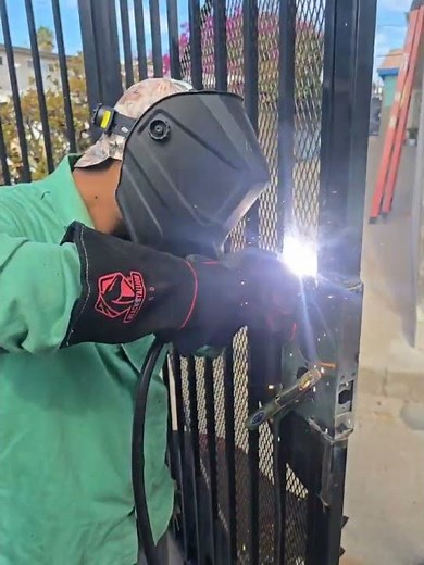 Main Entrance Gate Welding Work #sandiego #sandiegocounty #riversidecounty