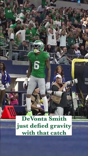 DeVonta Smith is channeling his inner Elphaba #shorts