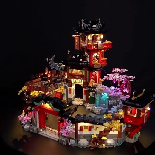 #legolight LEGO NINJAGO The Old Town 15th Anniversary #43281 #zenebricks #legoreview
