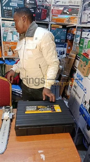 ROYCE 6-IN-1 BRUSHLESS TOOL KIT — POWER, FLEXIBILITY & VALUE IN ONE! If you want one set that does it all, this is it 😉🧰 The Royce 6-in-1 Brushless Kit gives you next-level performance across multiple tools — built for fundis, pros & serious DIY champs. 💪⚡ 🛠️ WHAT YOU GET IN THE KIT: ✔ Impact Drill – smooth drilling & screwing power ✔ Impact Wrench – high torque for bolts & lug nuts ✔ Angle Grinder – cutting, grinding & polishing ✔ Chain Saw – wood cutting like a boss ✔ Buffing Pad ✔ Recipro