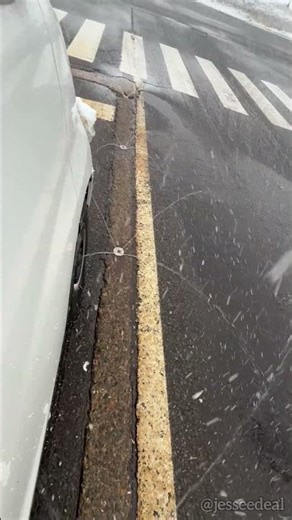 Japan's Solution To Snowy Roads