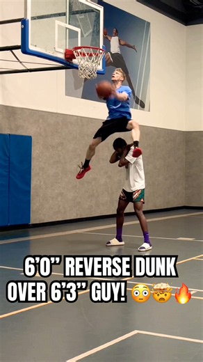 REVERSE DUNK OVER 6’3” GUY! 😳🤯🔥