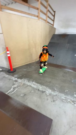 Halloween birthday party isn’t holding Jasper back from getting new trucks 🎃 | Intro 2 Skateboarding