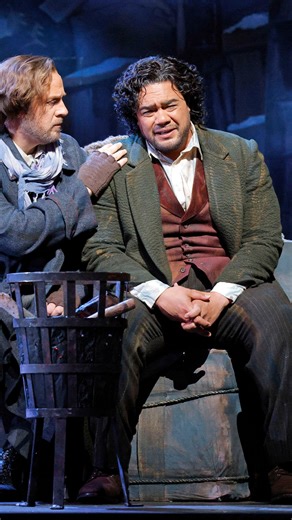 An artist closely connected to this stage, tenor Pene Pati is a Merolini, former Adler Fellow, and longtime San Francisco Opera favorite, seen here in the 2024–25 Season’s La Bohème. His Rodolfo was shaped by line, breath, and musical intelligence, bringing clarity and warmth to Puccini’s long phrases. He returns in 2026–27 as Chevalier des Grieux in Manon. | San Francisco Opera