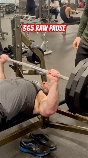 Day 25: 44 Dad 365 RAW Pause Bench – Road to 405