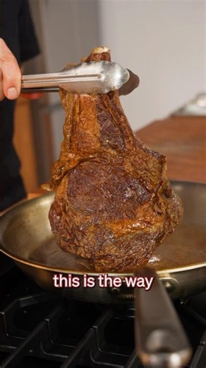 If I could only have 1 pan in my kitchen its this ‪@MadeInCookware‬ 12in stainless steel frying pan