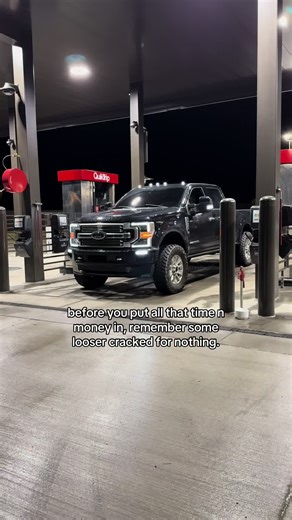 Papi Chulo (@chulobarron)’s video of cash money