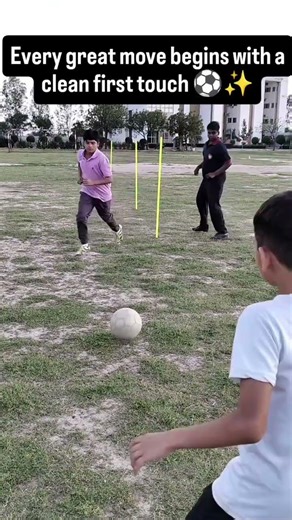 First touch perfect, pass even better ⚽✨