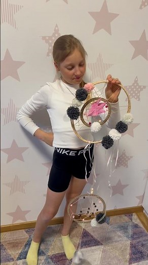 Make Your Own DREAMCATCHER Easily at Home #diycrafts #diy #dreamcatcher #doityourself