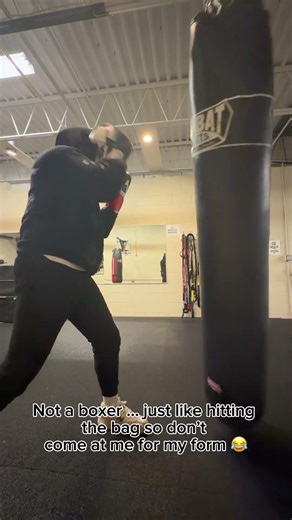 My favorite way to get my cardio in! 45 minutes of boxing drills . #gym #fitness