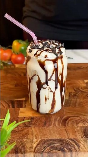 Chocolate Shake Recipe | Magnum Almond ,Dairy Milk Chocolate | Café Style Chocolate Drink #shorts