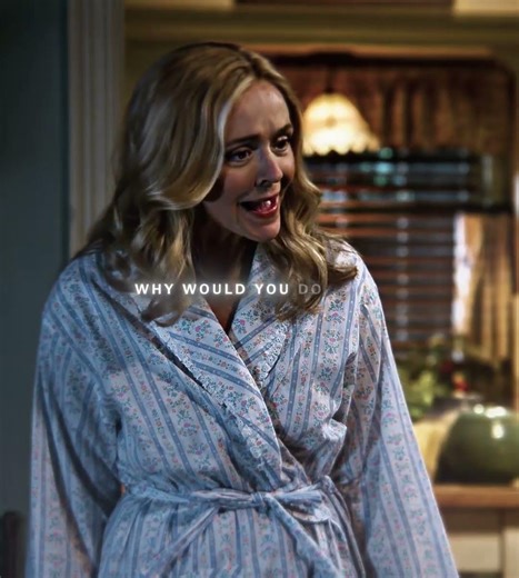 Connor called his ex-girlfriend.#tvshow