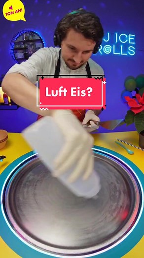 Unique Ice Cream Rolls: Luft Eis?