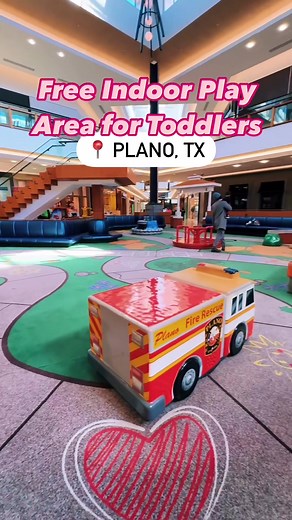 🌟 Free Indoor Play Area for Toddlers: The Shops at Willow Bend 🌟 📍 6121 W Park Blvd, Plano, TX 75093 🔗 Visit the link in bio for 45 more indoor play areas in the Dallas area! Why we love it: ❤️ This indoor soft play area is spacious and quiet on a weekday morning! ❤️ It’s a great spot for crawlers and early walkers to move around. ❤️ It’s free and open to the public! Good to know: - Hours are 11am-8pm - Enter on Level 1 by Crate&Barrel What’s your favorite toddler friendly play area?!