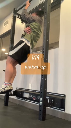 Same thing everyday #same #groundhogsday #onearmpullup #deadhang #consistency