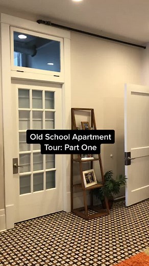 The long awaited tour of our Old School Apartment, Part 1. What room do you want to see me tour next? #oldschoolcheck #oldschool #tour