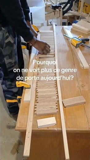 Pourquoi on ne vois plus ce genre de porte d'armoire #diy #menuserie #tambour