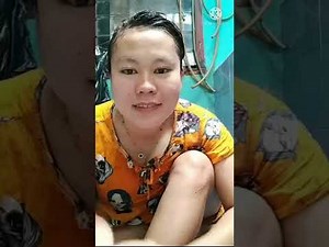 Ibu ibu live pake lulur pemutih