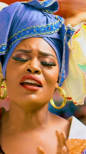 Hymne National D'Haïti - Rutshelle Guillaume #haitianflag #haitianflagday #flagday #18mai #endepandans #indépendance #viral #mizik #haitianculture #ayisyenmizik #haitianmusic #🇭🇹 #hmi #rutshelle #rutshelleguillaume