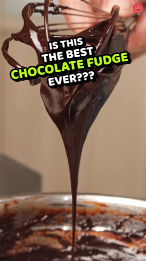 Bake With Yen on Instagram: "How to Make Chocolate Fudge Recipe • 1 ½ cup evaporated milk • 3 eggs yolk • 300g sugar • 80g cocoa powder (sifted) • 90g corn starch • 160ml water • 100g butter Method: 1. Using double boil method, in a bowl, whisk evaporated milk, eggs yolk, sugar, cocoa powder all together until blended (Mixture A) 2. In another bowl, whisk corn starch and water together until well dissolved (MIxture B). 3. Add Mixture B into Mixture A and keep stirring until thicken using double