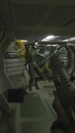 Alien: Isolation #funny #gaming #funnymoments #alien #alienisolation #shorts