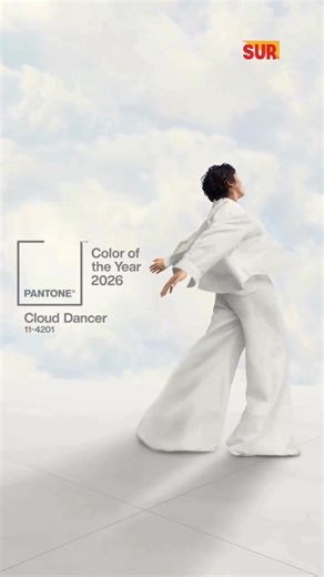 surhonduras on Instagram: "🎨 Cloud Dancer es oficialmente el Color del Año 2026. Un blanco suave y sereno que trae consigo calma, claridad y una sensación de renovación perfecta para iniciar un nuevo ciclo, es el tono seleccionado por Pantone para el 2026. Su ligereza invita a crear espacios donde la luz, la tranquilidad y la creatividad puedan fluir sin esfuerzo. Encontrá tu tono en la cartilla de color SurMix como Nearly White 2904P, una opción ideal para lograr ambientes frescos, etéreos y l