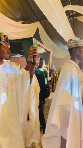 32 reactions | Shigowar Angwaye Mutum 8 Wanda Dr Dauda Kahutu Rarara Yake Yiwa Aure Yau殺殺 #fypシ゚viralシ #fypシ゚viralシfypシ゚viralシalシ #fypviralシ #reelsfypシ #viralreelschallenge #fypageシ #fypシ゚ #foryoupageシ #Hausa #viralchallenge | Real Yayason | Facebook