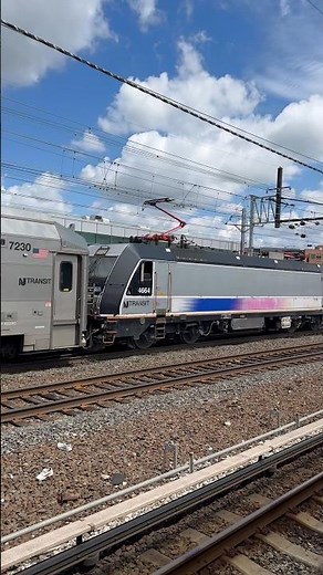 New York / New Jersey Rail transit #njtransit #publictransport #newyork #newjersey #railway #train
