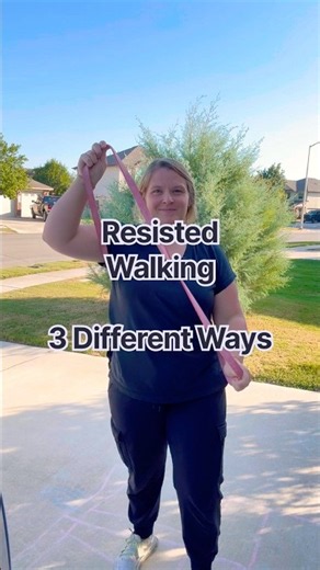 Resisted Walking with Parkinson’s🚶#physicaltherapy #parkinsonsdisease #strength #gaittraining #pt