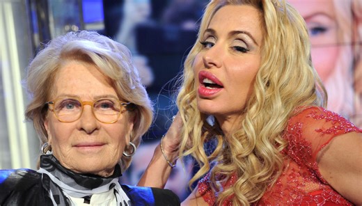 Valeria Marini in lite con mamma Gianna, svela: "Cose irripetibili"