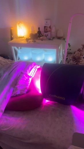 Celluma LED Light Therapy ✨ One of my favorite ways to support the...